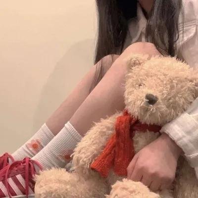 在阳光下腐烂